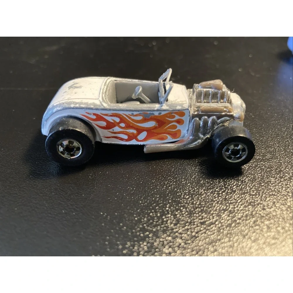 Vintage‎ 1975 Hot Wheels Street Rodder '32 Ford Hot Rod White Roadster Diecast